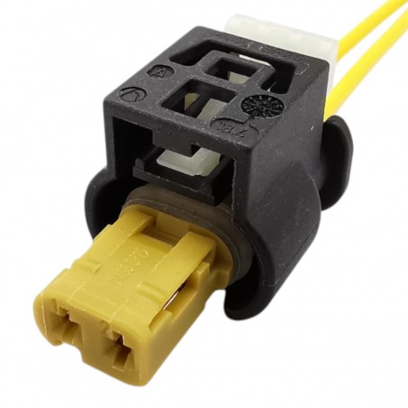 Mercedes 2-pin injector connector with wires A0005456019
